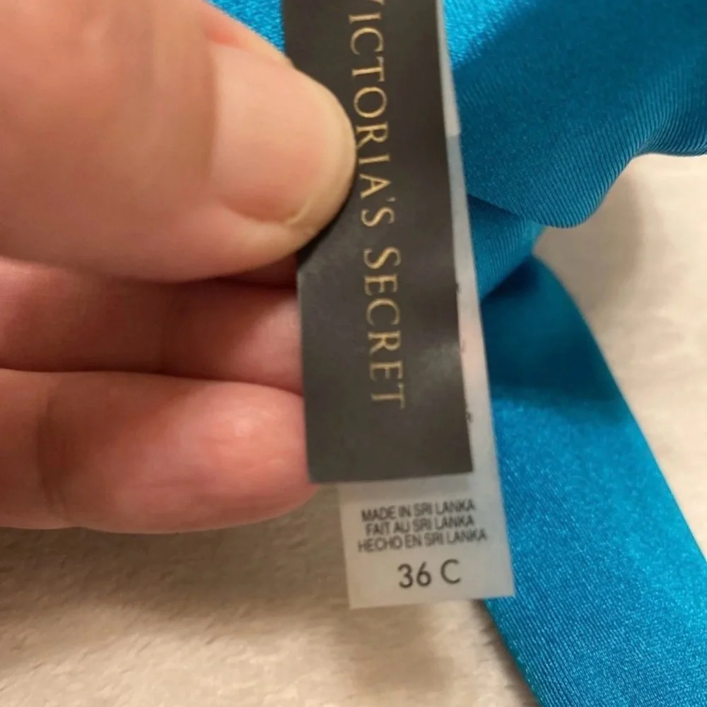 Victorias Secret color top